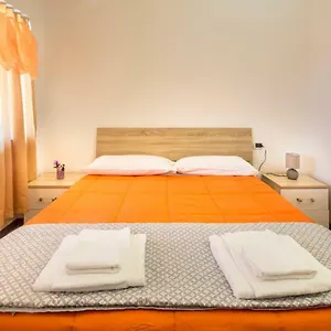 Cristal Bed & Breakfast